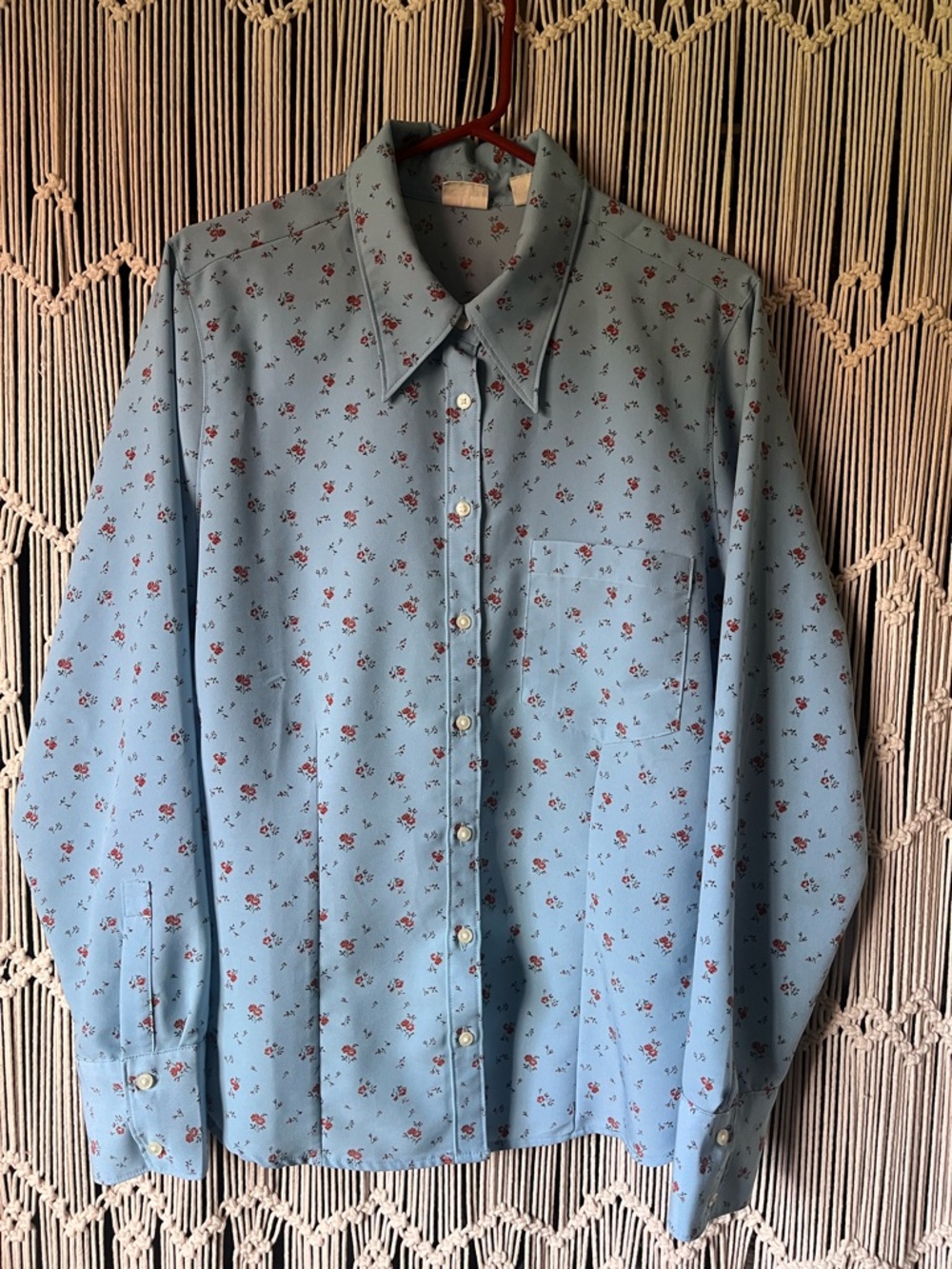 Levi’s women’s button down blouse